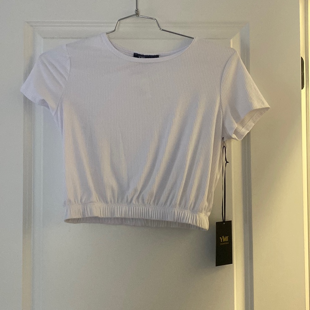 Cropped white tee